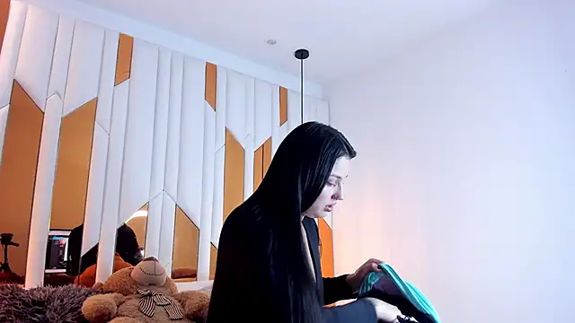 CarolinaFerrer online show from February 16, 2026, 12:15 pm