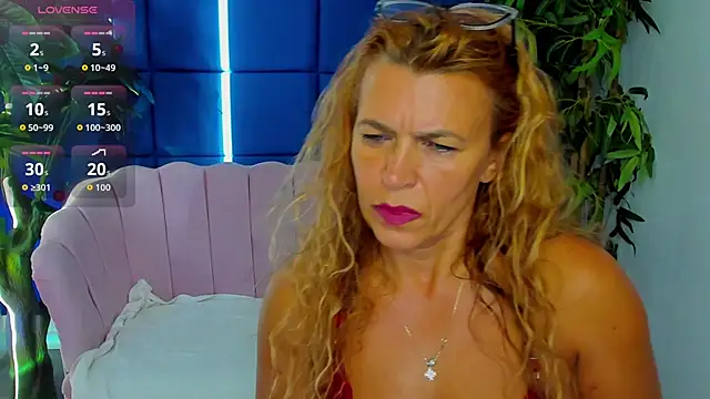 KamaFeels online show from September 23, 2025, 5:25 am