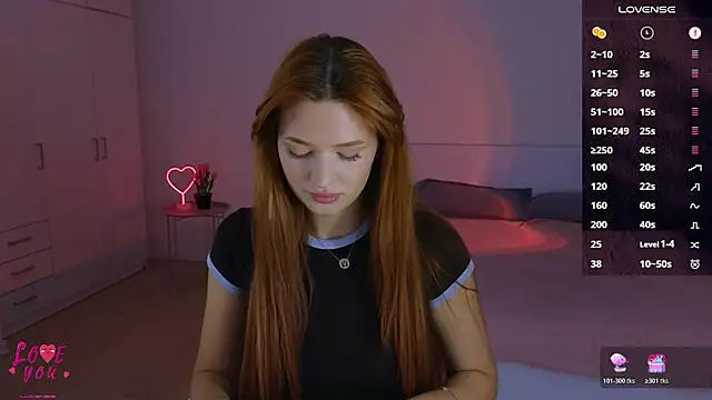 CuteAriel7 online show from November 3, 2025, 4:43 pm