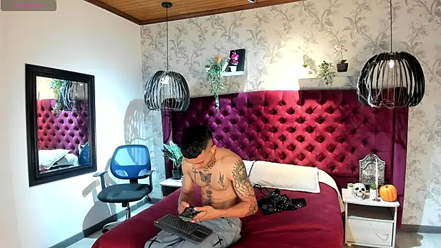 MrJustin  online show from November 2, 2025, 8:03 pm