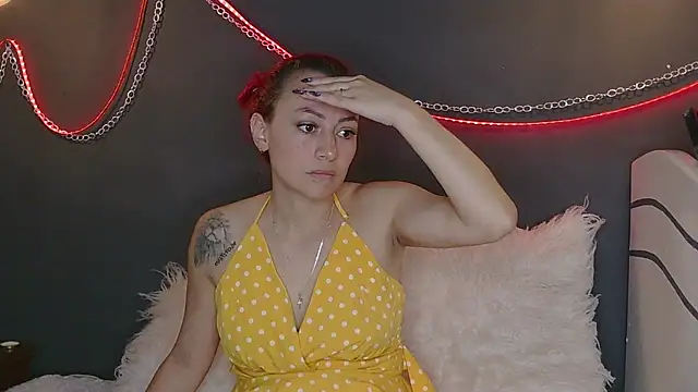 MeganBrown4 online show from February 3, 2026, 6:13 pm