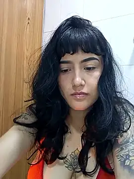 Jinx  x online show from November 14, 2025, 4:27 am