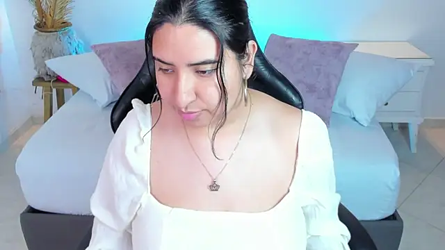 alice coopperx online show from November 12, 2025, 12:20 pm