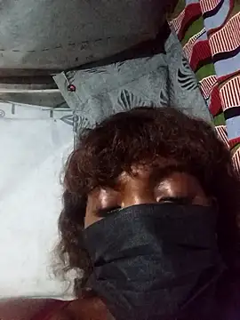 Thembi92 online show from January 6, 2026, 3:49 pm