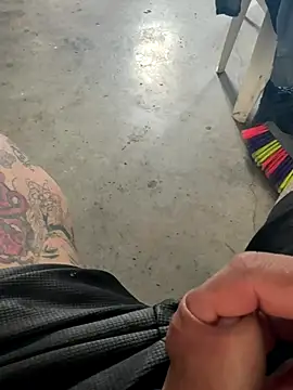 cfomega4592 online show from October 10, 2025, 5:58 pm