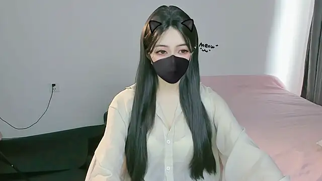 Sparkly Candy online show from September 29, 2025, 2:29 am