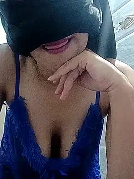 salma14 online show from September 26, 2025, 1:29 pm