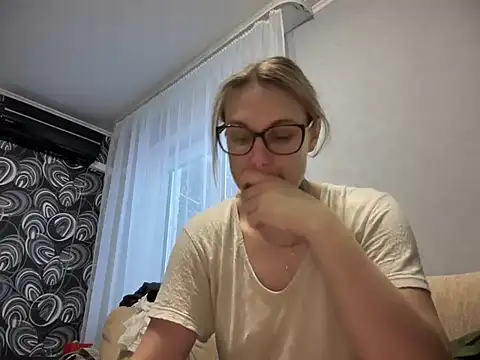 NikexPretty online show from January 11, 2026, 2:13 pm