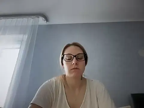 NikexPretty online show from September 24, 2025, 9:05 am