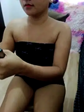 Snapshot of Lady_athena19 chatting on August 7, 2026, 1:28 pm Lady athena19 online show from August 7, 2026, 1:28 pm