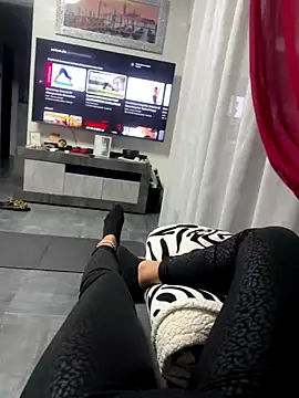 BabyLeopard online show from October 22, 2025, 6:29 pm