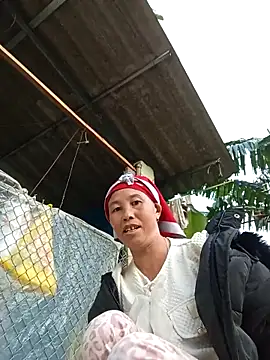 me-cute online show from October 28, 2025, 11:14 pm