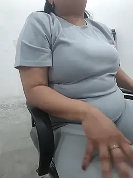 payal 261072  online show from March 5, 2026, 4:20 am