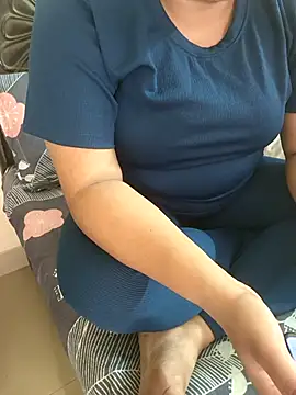 payal 261072  online show from September 22, 2025, 3:01 am