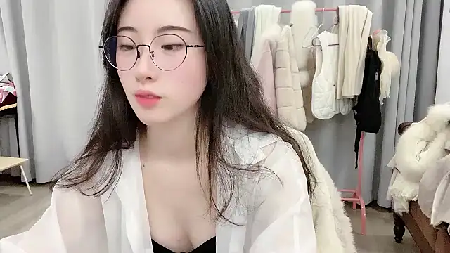 Freya7777 online show from January 17, 2026, 12:20 pm