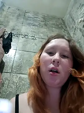 MiaKissy online show from September 9, 2025, 12:14 pm