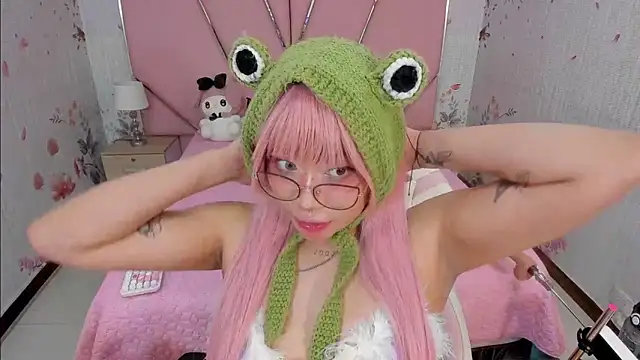 SafiroAgataaa online show from December 4, 2025, 11:15 pm