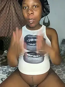 Crazyqueenxxx online show from April 26, 2026, 2:03 pm