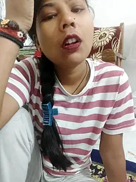 Vaani Cutie online show from October 5, 2025, 2:02 am