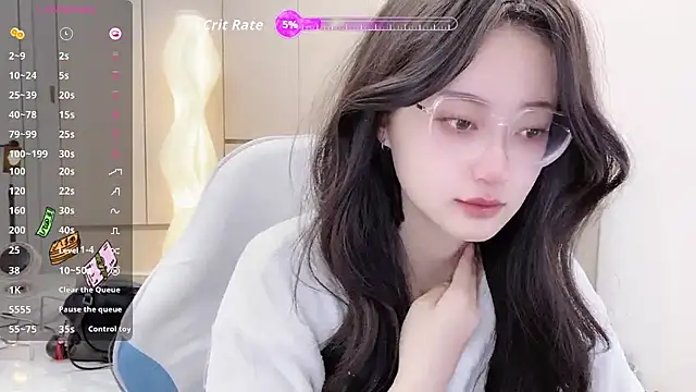 Snapshot of Naiyi-babe chatting on November 21, 2025, 3:44 pm Naiyi-babe online show from November 21, 2025, 3:44 pm