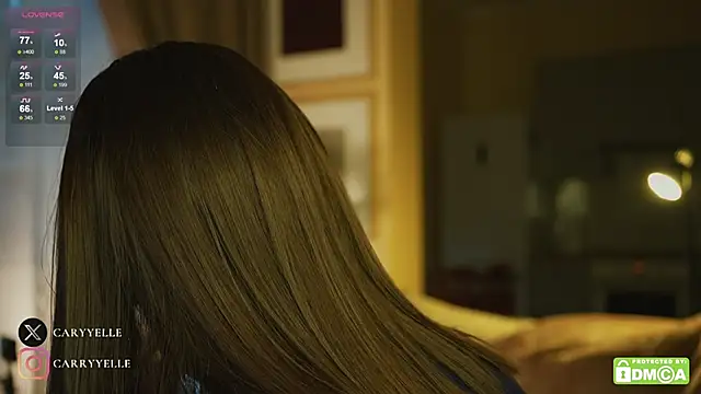 KateCarrey online show from November 18, 2025, 6:17 am