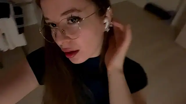 NataliaBorkin online show from September 12, 2025, 8:52 pm