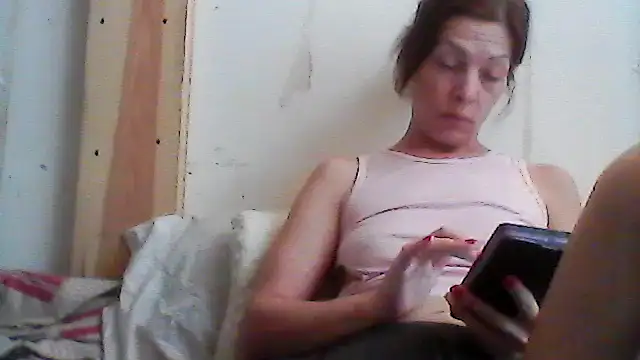 Snapshot of Milana38 chatting on July 6, 2026, 3:25 pm Milana38 online show from July 6, 2026, 3:25 pm