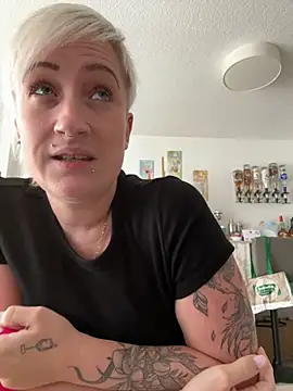 Rozendefotz online show from September 17, 2025, 2:08 pm