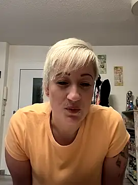 Rozendefotz online show from September 25, 2025, 6:08 am