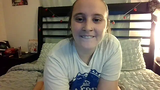 Snapshot of Shadow_Slut chatting on September 26, 2025, 1:01 am Shadow Slut online show from September 26, 2025, 1:01 am