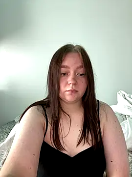 SoniaNovara online show from October 28, 2025, 11:53 am