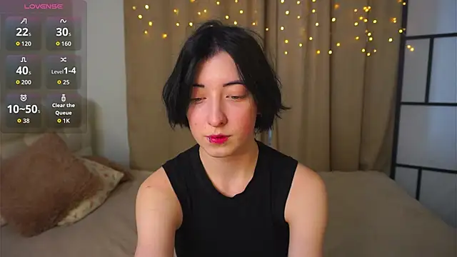 Snapshot of JuanaFriesz chatting on February 10, 2026, 9:19 am JuanaFriesz online show from February 10, 2026, 9:19 am