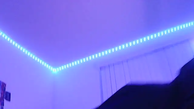 risktakinndolo online show from September 18, 2025, 5:10 am