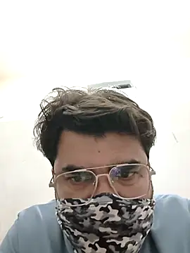 bigdick lickingexpert08 online show from October 5, 2025, 5:47 pm