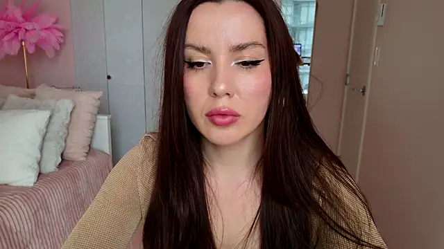 SirenSwitch online show from October 2, 2025, 7:50 pm