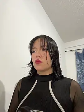 aliciia 23 online show from November 11, 2025, 12:27 am