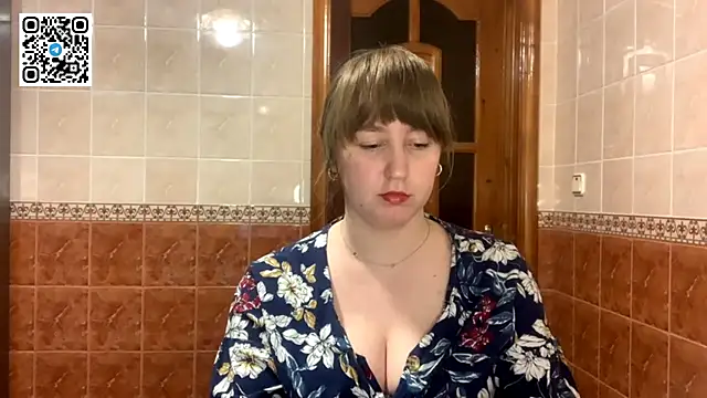 MaroonMoon  online show from January 11, 2026, 9:22 pm