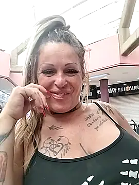 canariamorbosa online show from October 26, 2025, 10:37 am