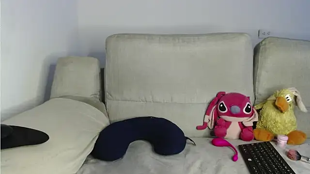 Raycatt1 online show from April 21, 2026, 12:01 pm