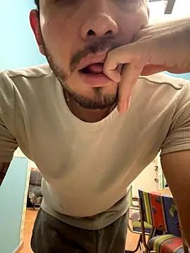 disvla online show from November 30, 2025, 9:54 am