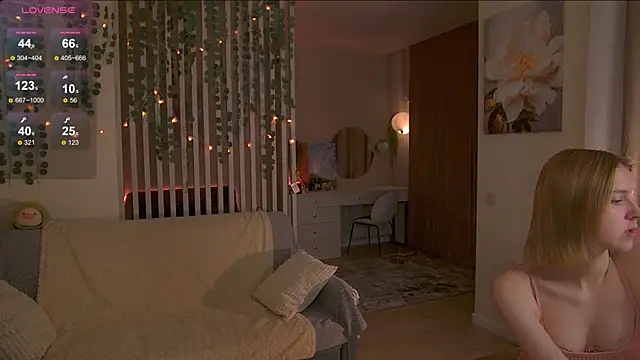 sofiapurex online show from January 6, 2026, 8:24 pm