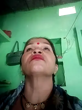 Manavi x online show from October 15, 2025, 10:12 am