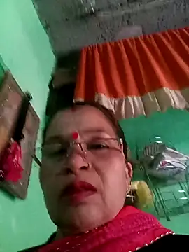 Manavi x online show from March 25, 2026, 6:57 am