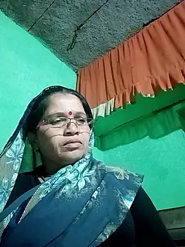 Manavi x online show from January 17, 2026, 1:26 pm