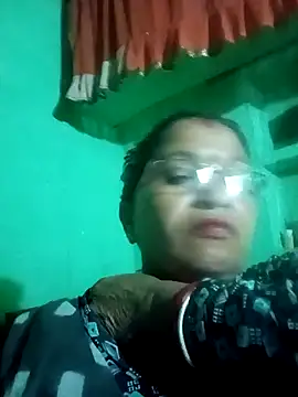 Manavi x online show from September 24, 2025, 7:42 pm