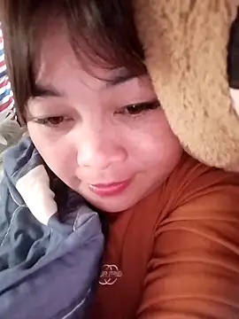 Lyly nuce online show from November 21, 2025, 4:55 am