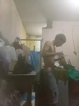 Bebicho14 online show from January 7, 2026, 12:59 am