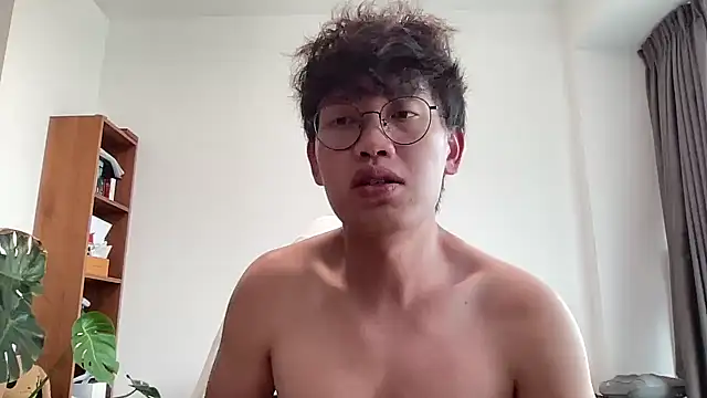 Passionatetwink2 online show from October 27, 2025, 8:26 am