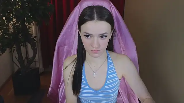 Snapshot of E_l_i_z_e_ chatting on November 15, 2025, 5:11 am E l i z e online show from November 15, 2025, 5:11 am