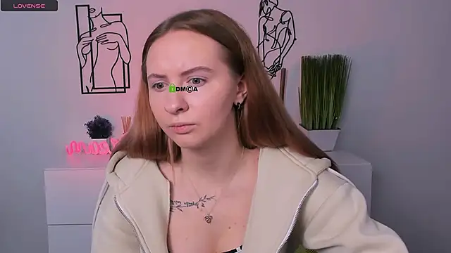 mila glow1 online show from October 9, 2025, 8:48 am